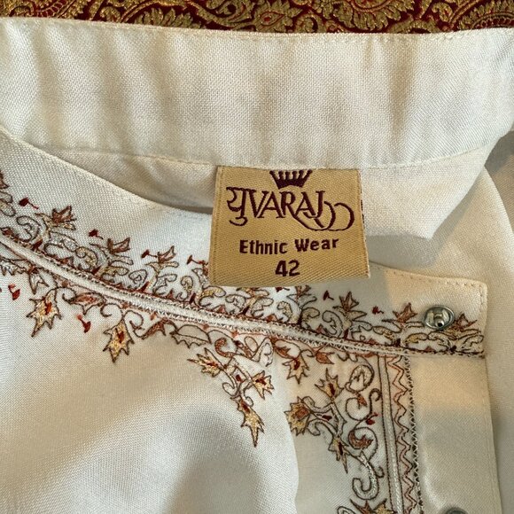 White Men's Kurta Top - Embroidered (L/XL) - Picture 3 of 3